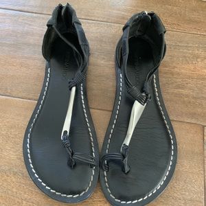 Bernardo Black Leather Sandal Size 6